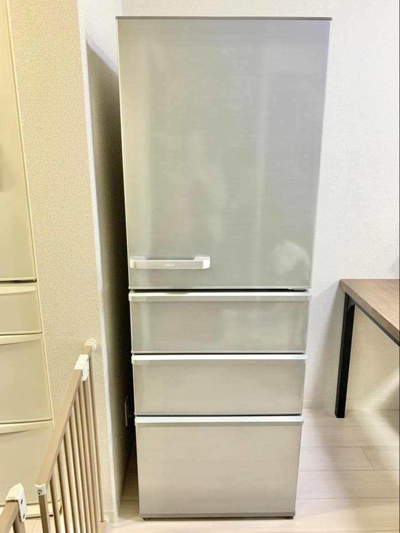 めだかもちAQUA シルバー 4ドア冷蔵庫 LED照明付き