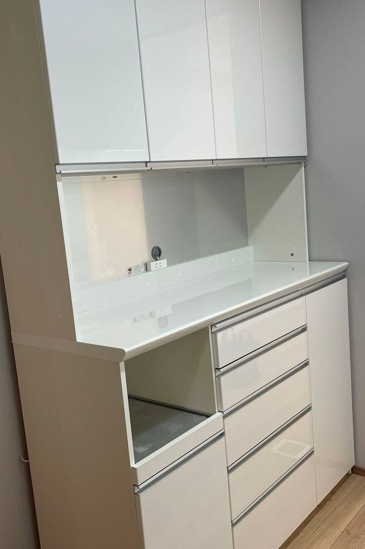 パモウナ　食器棚　白　幅艶あり　ハイタイプ　横140センチ