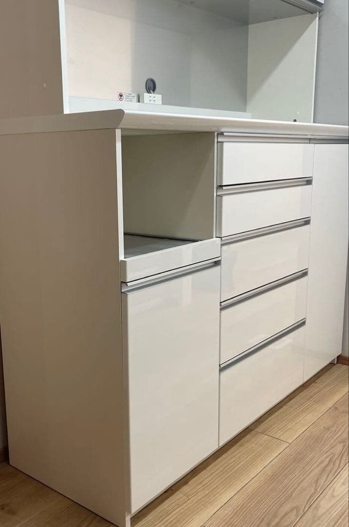 パモウナ　食器棚　白　幅艶あり　ハイタイプ　横140センチ