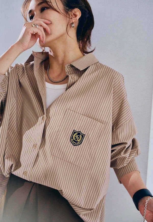 未使用　2025年モデル　ANIECA　ストライプエンブレムシャツ　ブラウン