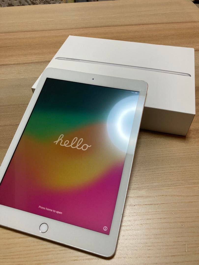 【Suuu】iPad WI-FI 32GB　第6世代【注意あり】