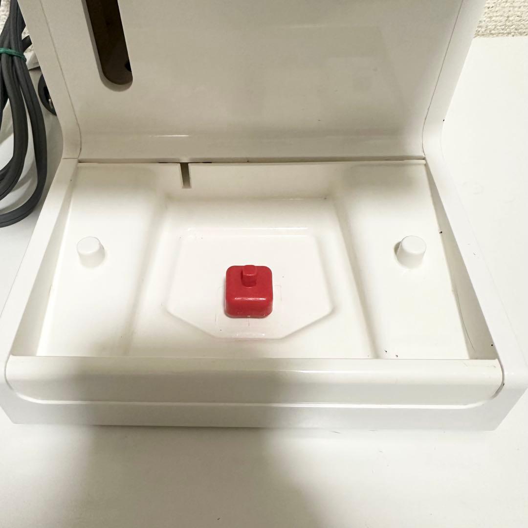 デロンギエスプレッソマシンECP3220J−W