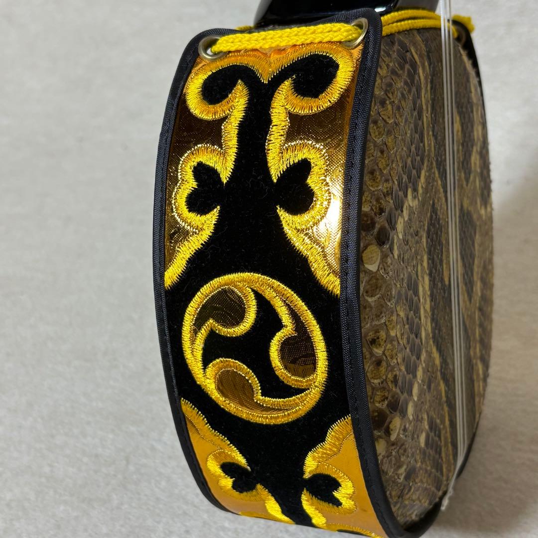 三線 本皮 強化張り 本革 蛇皮 蛇革 三味線 琉球 沖縄