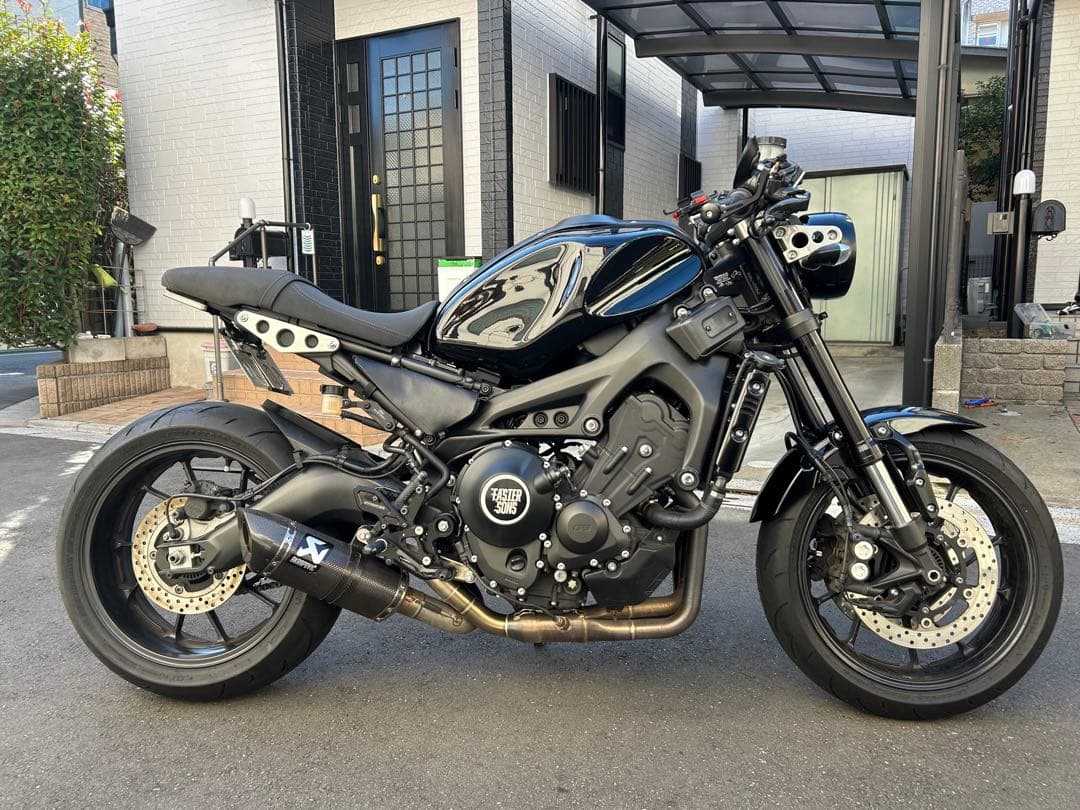 XSR900 エグリタンクカバー タイプR 定価92400円
