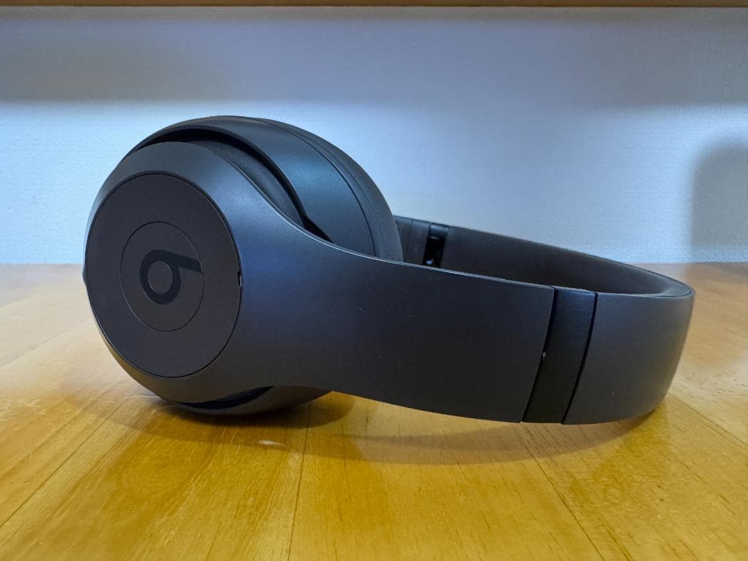 美品 Beats studio Pro ブラウン ワイヤレスヘッドホン