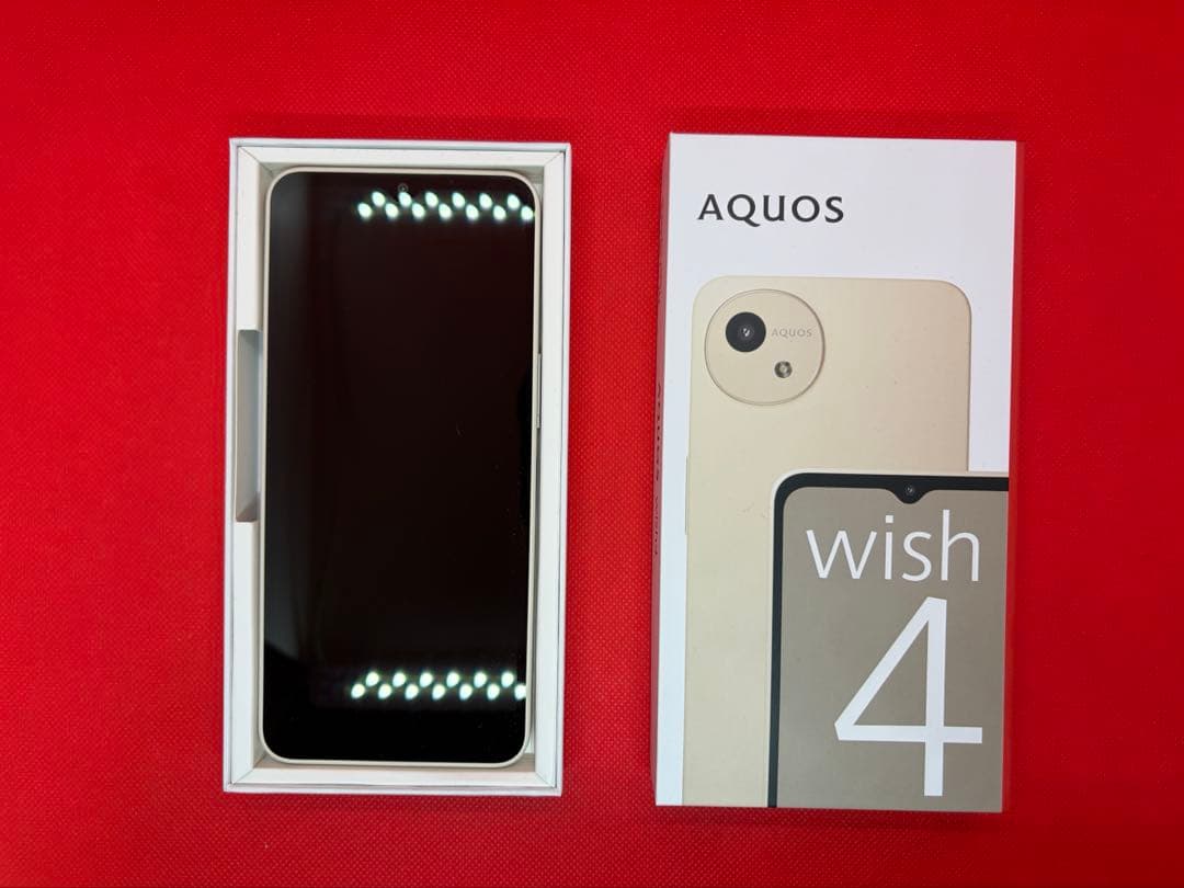 AQUOS wish4 ホワイト美品　楽天モバイル