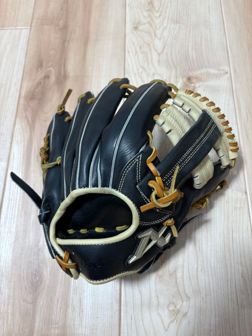 アトムズ　ACN-066　066型　軟式用　内野手用　浅く使いやすい 型付け済み