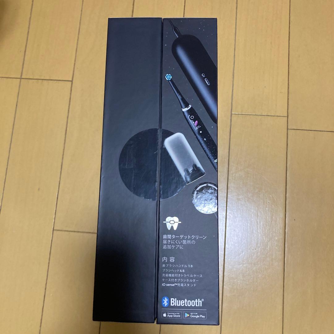 【新品　未開封　保証付】ブラウン　iO10 電動歯ブラシ　替え歯ブラシ２本