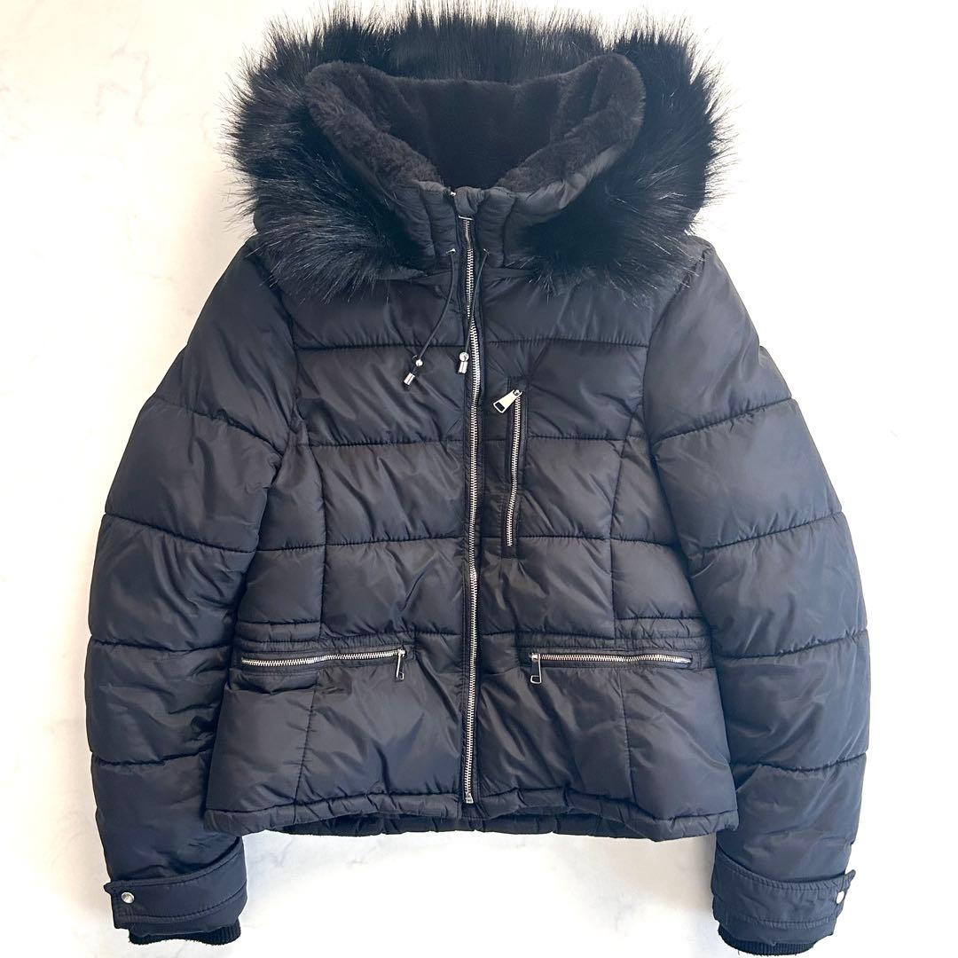 ザラ ZARA TRF ボリュームファーフード付き中綿ジャケット 黒 ブラック
