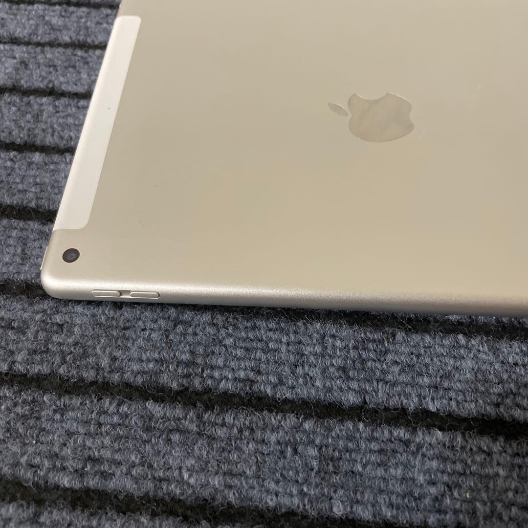 94 iPad 8世代 32GB SIMフリー シルバー
