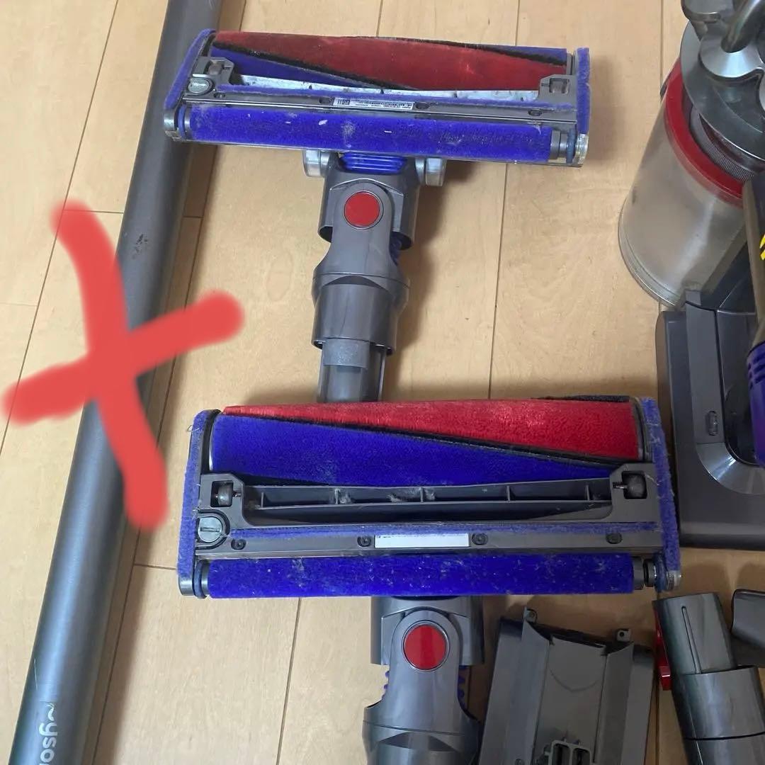 ダイソンv8(ジャンク品)本体2台分セット！！！