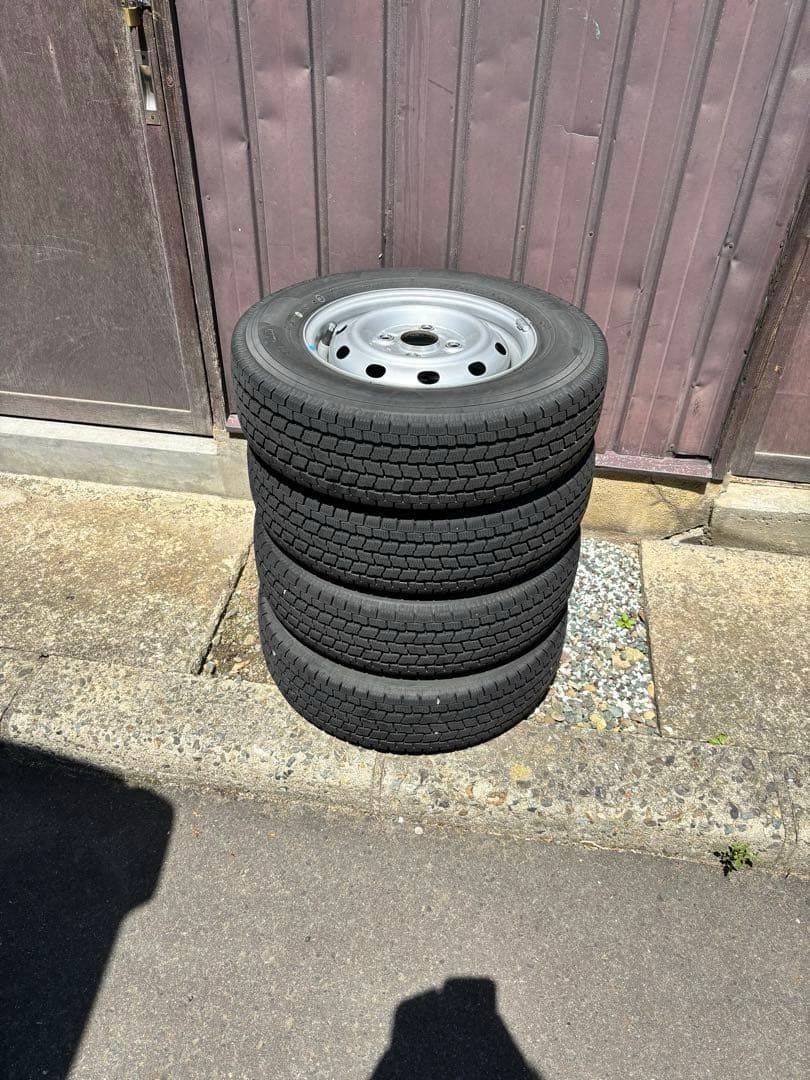 winwin様　145/80 R12 スタッドレスタイヤ