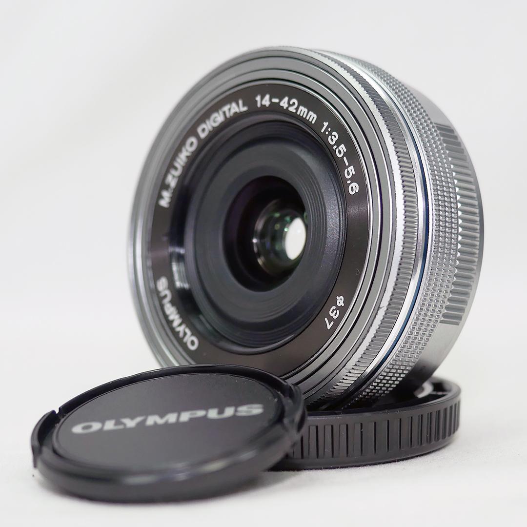 オリンパス 電動パンケーキレンズ M.ZUIKO 14-42mm シルバー