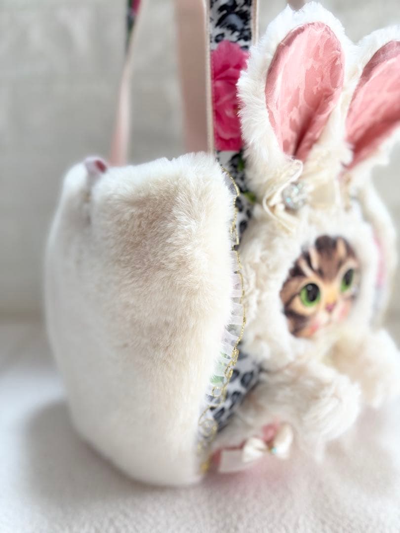 ゆ*ら様 コヤンイサムチョン　ハンドメイド　ファーバッグ　白　サンダーちゃん　ヒ