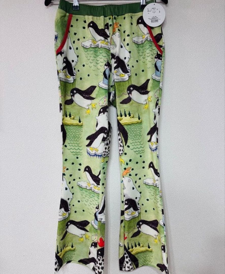 新品アルベロベロブタさんペンギンストレッチパンツ楽々動きやすいウエストゴム