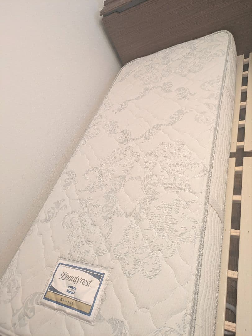 SIMMONS　セミシングルマットレス　ニューフィットR