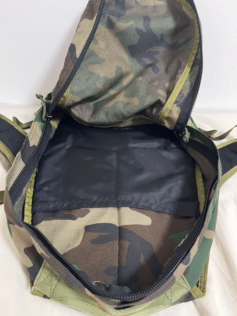 BRIEFING リュック/ カモフラ