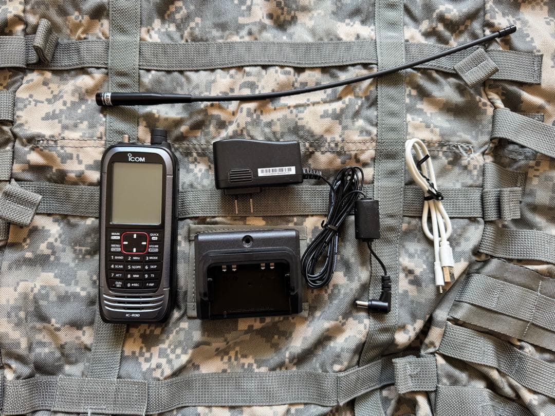 【美品】ICOM IC-R30 受信機 本体と付属品