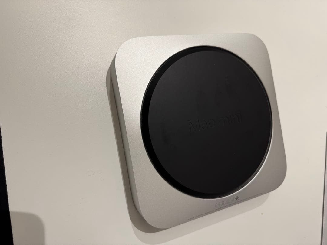 Mac mini M2 Pro 10コアCPUと16コアGPU メモリ16GB