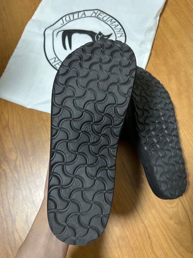 JUTTA NEUMANN（ユッタニューマン）/ ALICE（アリス）D8 黒