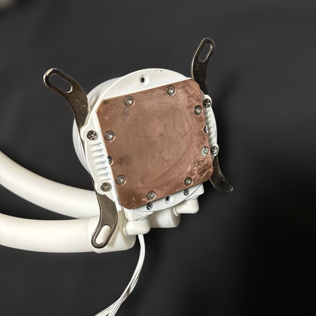 【送料無料・匿名配送】水冷CPUクーラー LCS240ARGB-WH