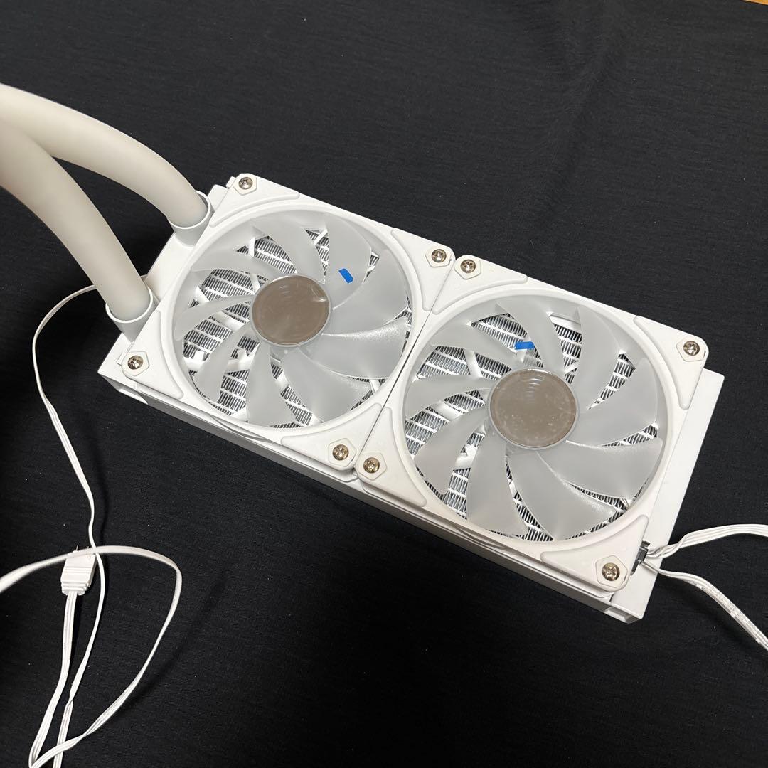 【送料無料・匿名配送】水冷CPUクーラー LCS240ARGB-WH