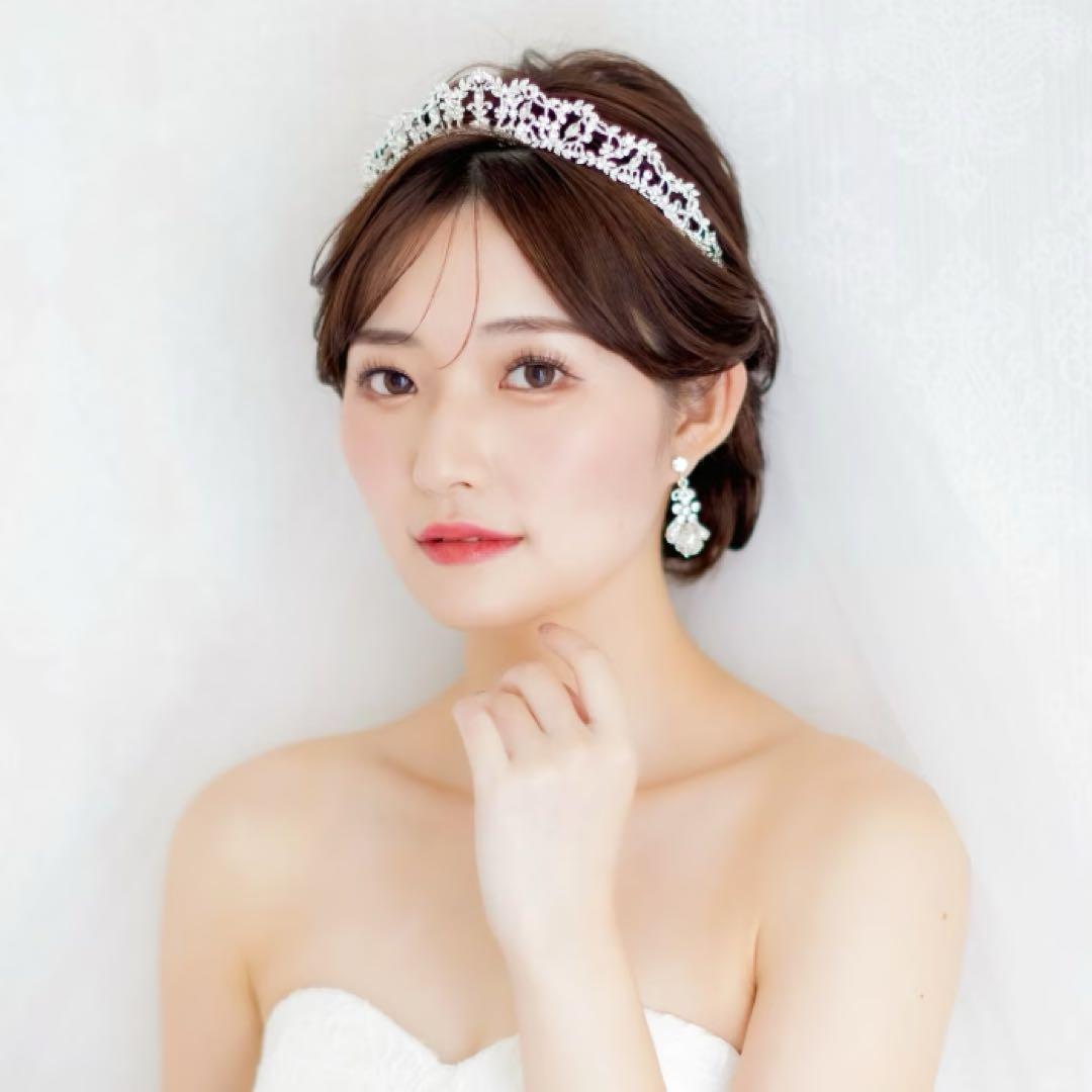 新品未使用【ANNAN WEDDING】横幅広め ティアラ T50