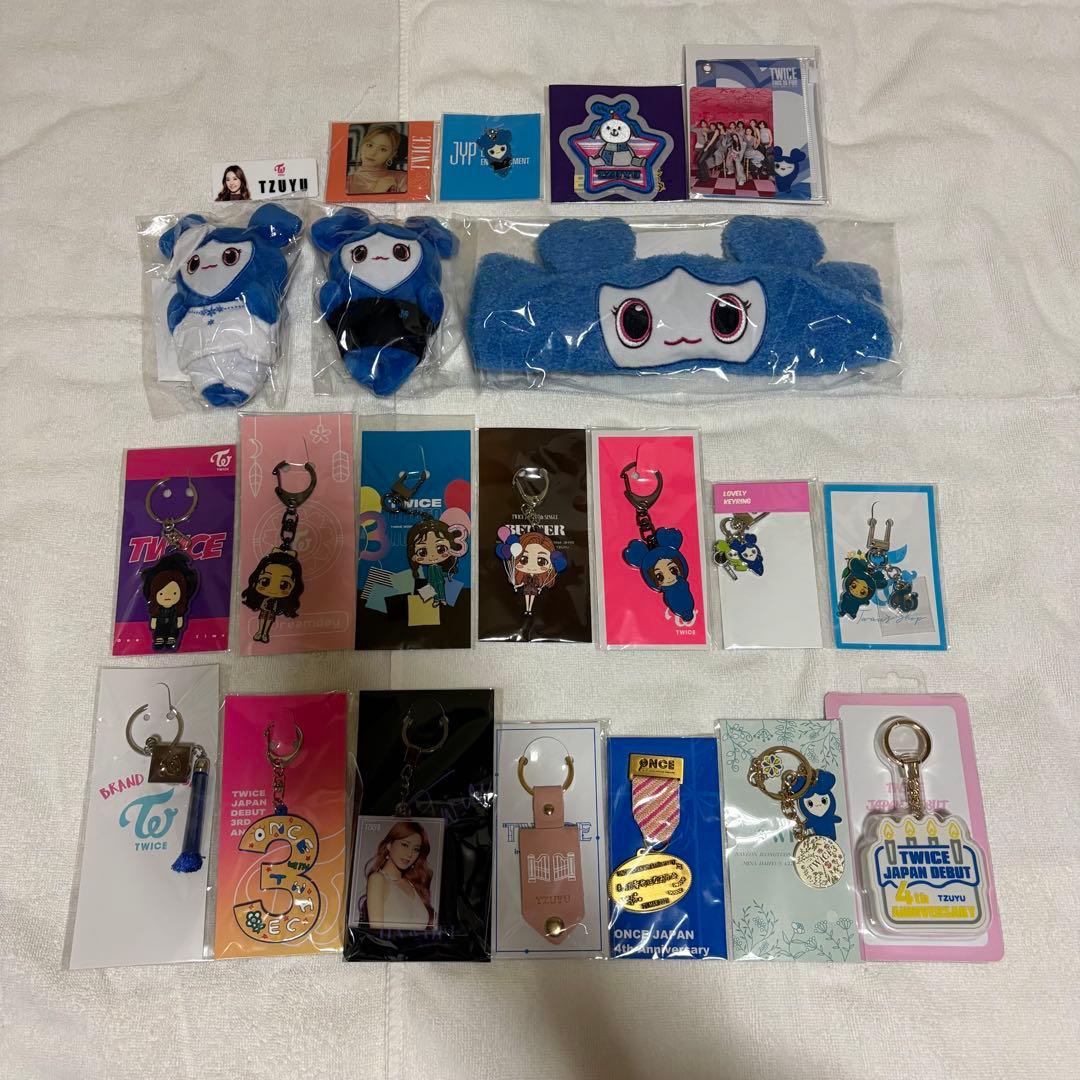 TWICE トレカ ラントレ ラブリー ツウィ キーホルダー