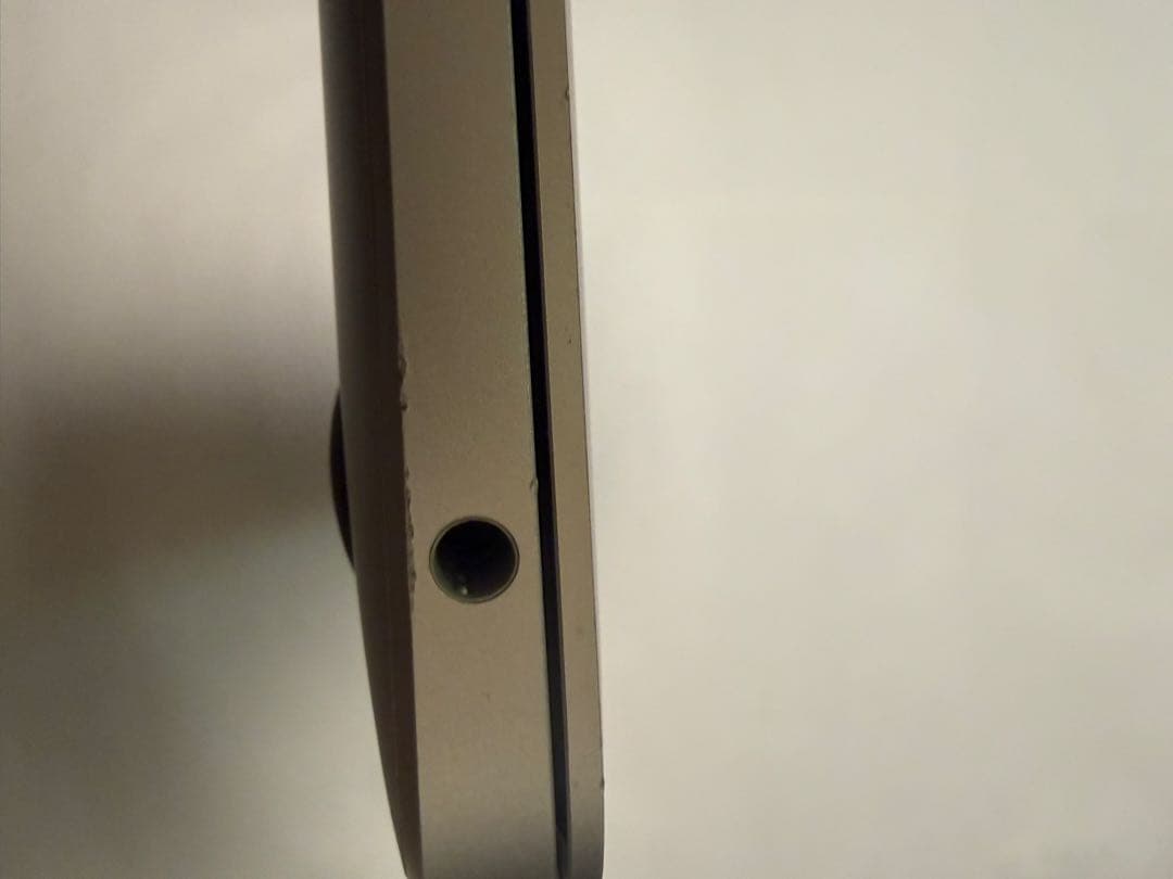 MacBook Air M1 2020 8GB 256GB 傷あり