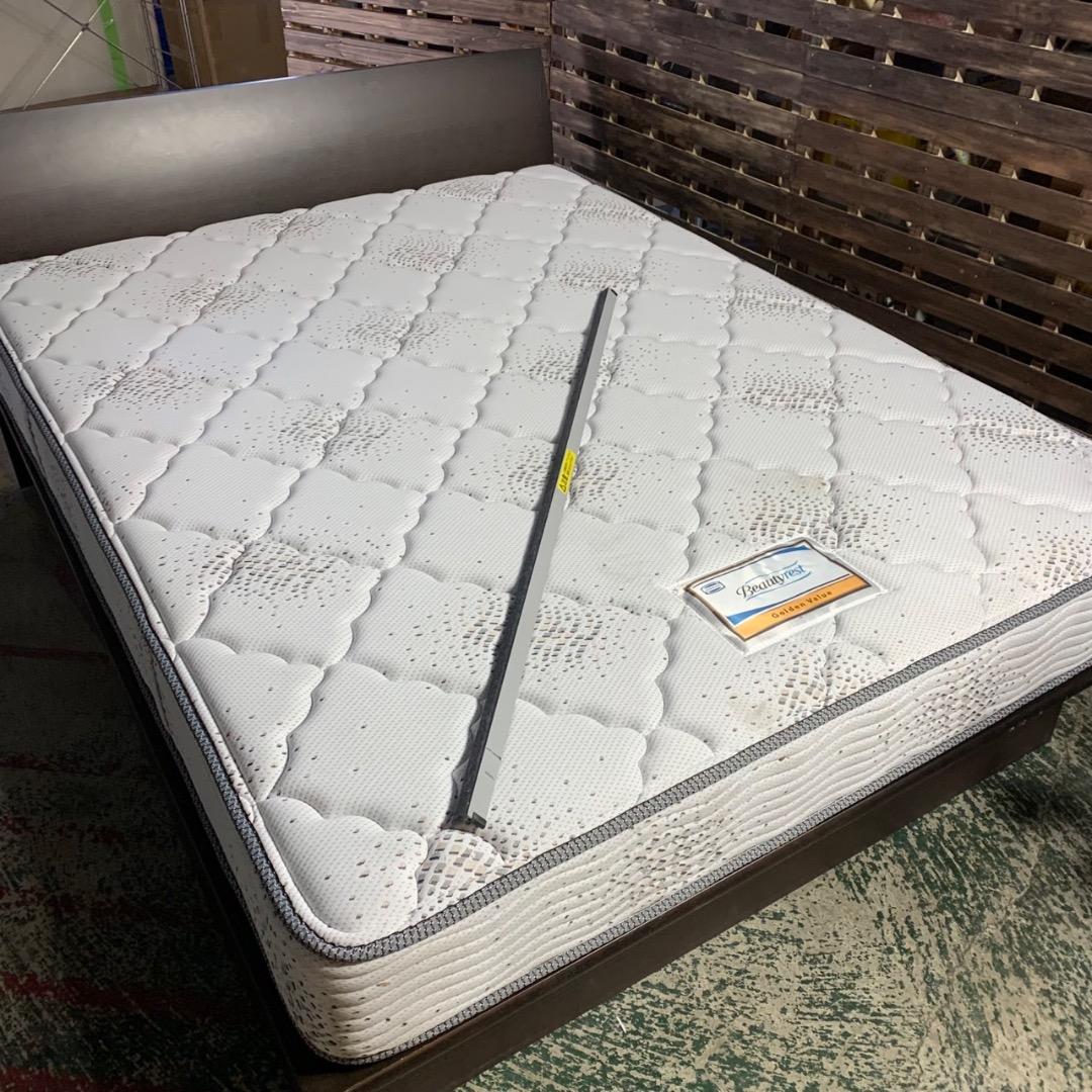 G509 Simmons ワイドダブル ゴールデンバリュー ベッドフレーム