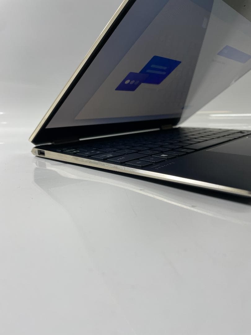 HP SPECTRE x360 8世代i5/256GB/8GB/タッチスクリーン