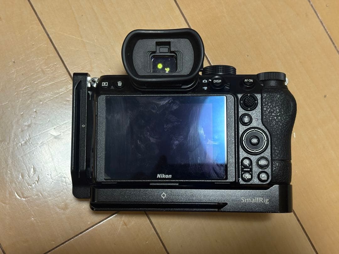 NikonZ5 ボディ　ミラーレスカメラ　smallrig