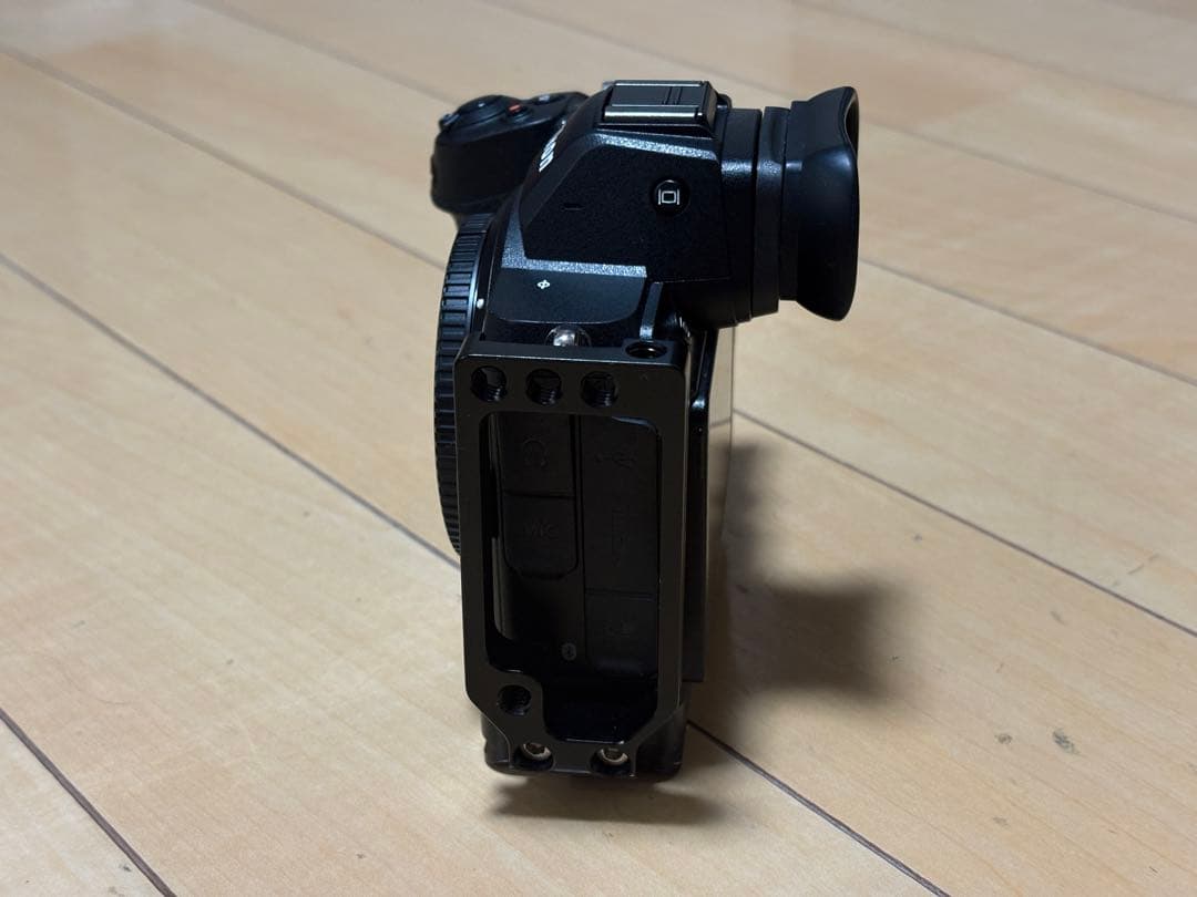 NikonZ5 ボディ　ミラーレスカメラ　smallrig