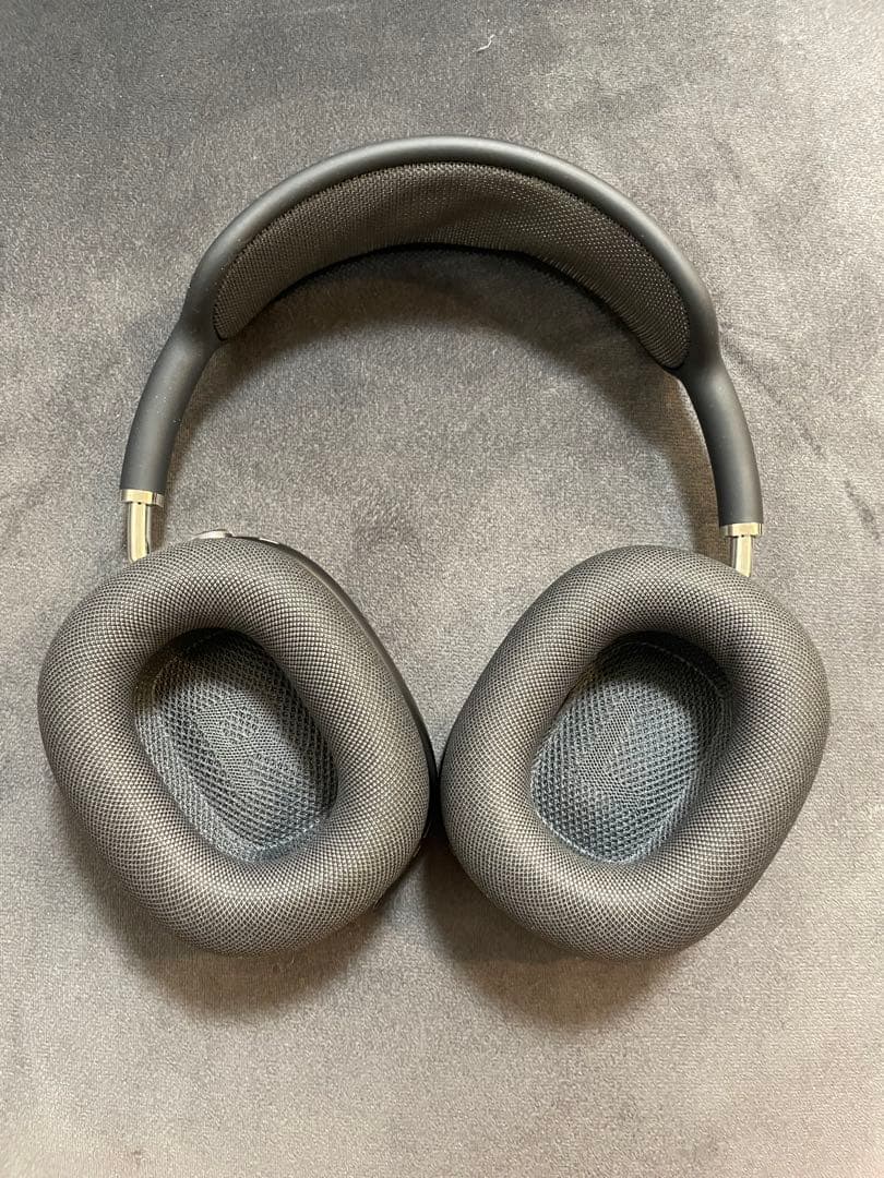 ブラック ワイヤレスオーバーイヤーヘッドホン