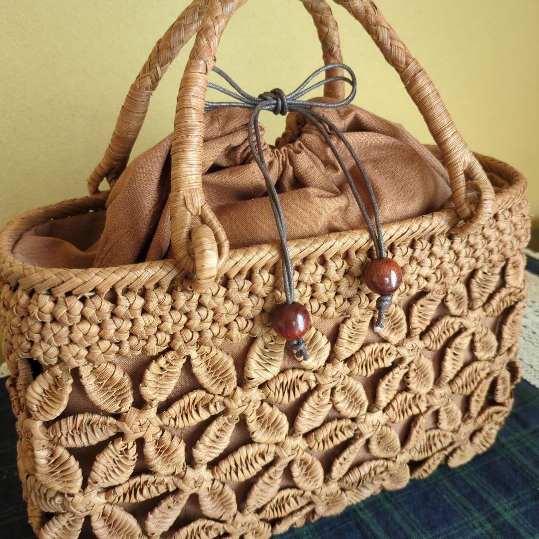 ●新品同様●山葡萄かごバッグ あけびかご籠 六角花結び編み カゴヤ