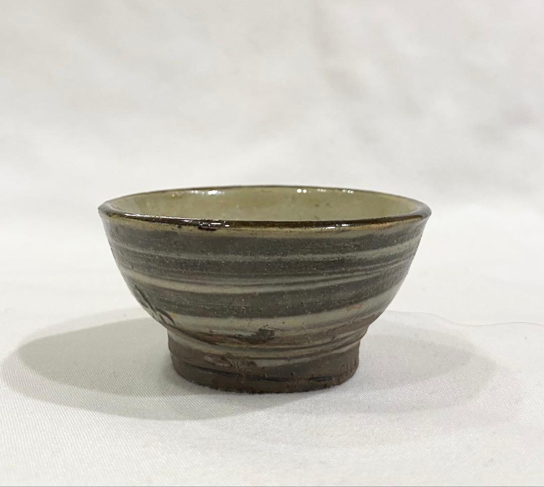 やちむん　人間国宝　金城次郎　\"魚文ぐい呑\" （金継ぎ用参考品）