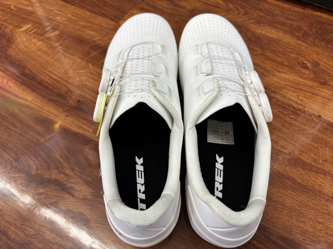 トレック Velocisロードシューズ 43