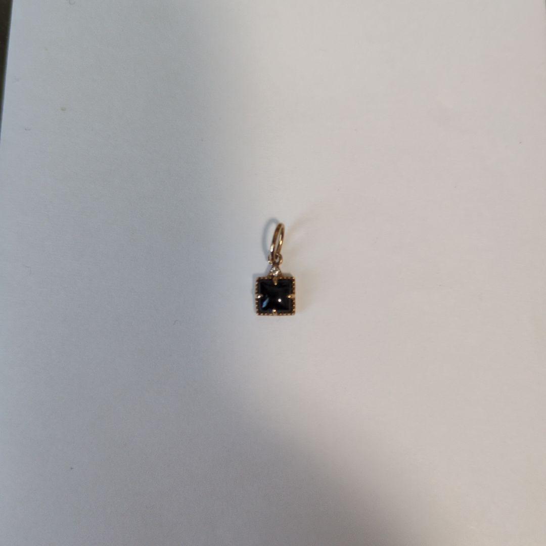 アガット　マリアージュリファインドジェットとダイヤモンドのチャーム