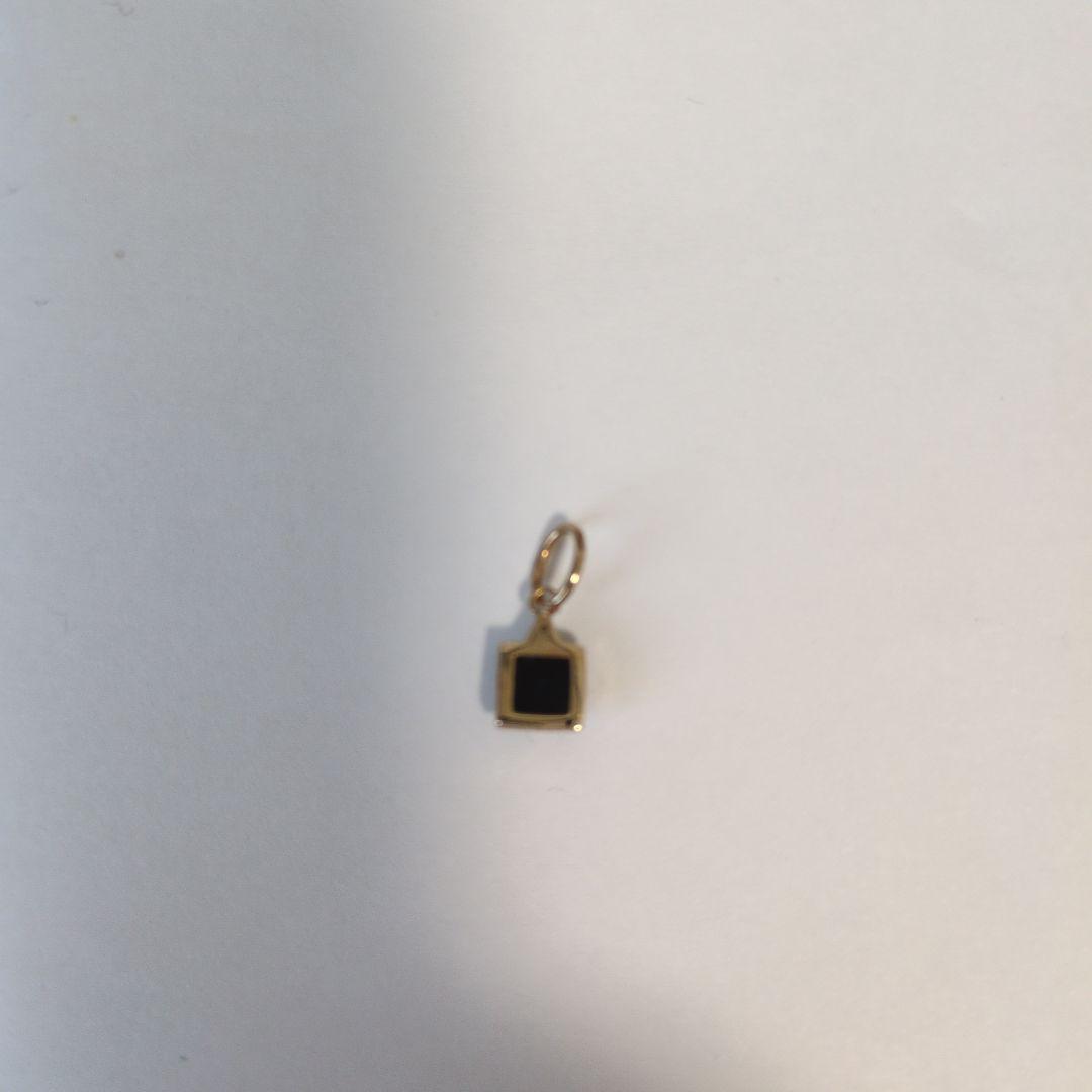 アガット　マリアージュリファインドジェットとダイヤモンドのチャーム