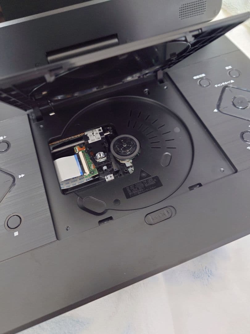 14インチ_ポータブルブルーレイディスクプレーヤー