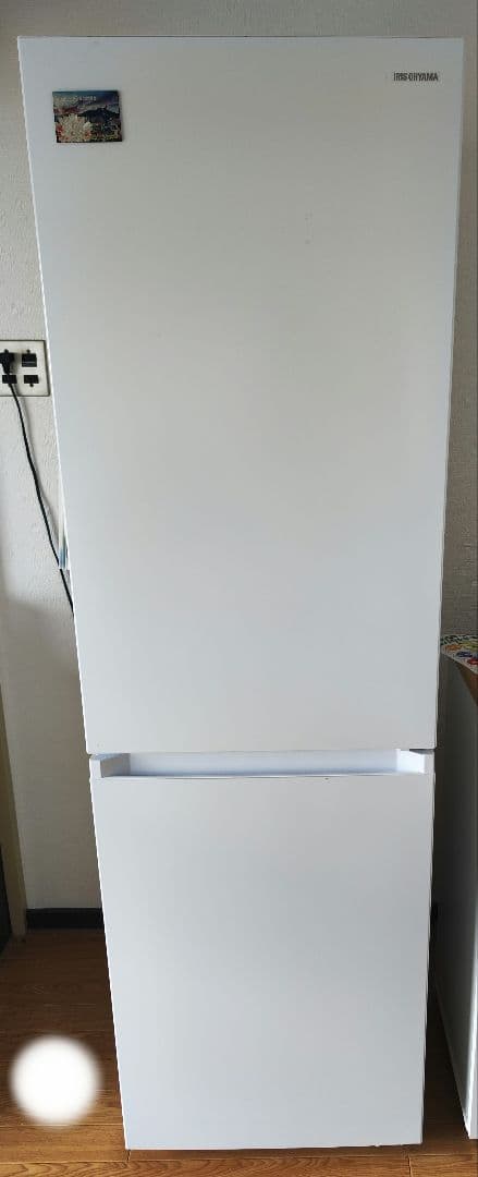 ホワイト冷蔵庫 Easy Crystal