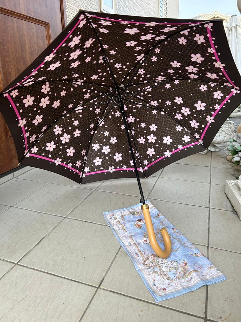 【美品】ルイヴィトン村上隆 チェリーブロッサムコラボ雨日傘