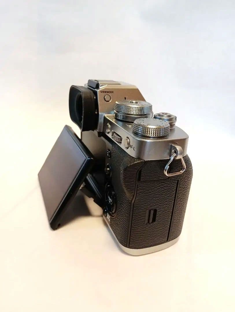 美 品 FUJIFILM X-T3 シルバー 本体 バッテリー2個付き