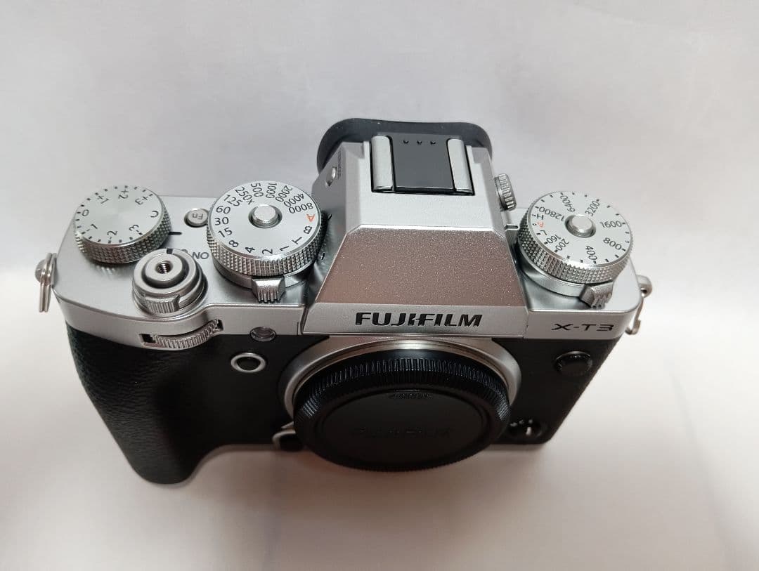 美 品 FUJIFILM X-T3 シルバー 本体 バッテリー2個付き