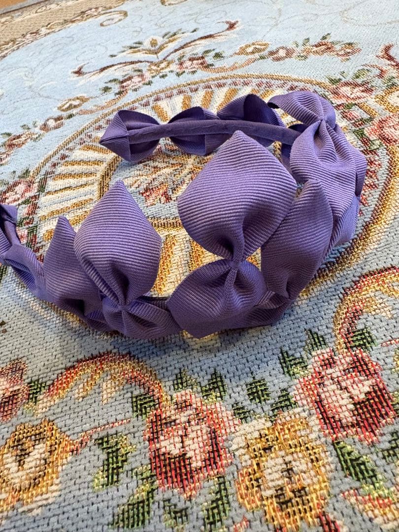 Jennifer Ouellette パープルリボンヘアバンド