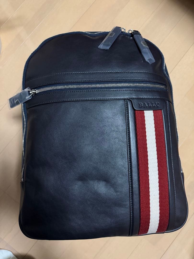し*た様 [新品未使用品] バリー　レザー　バックパック　ストライプ