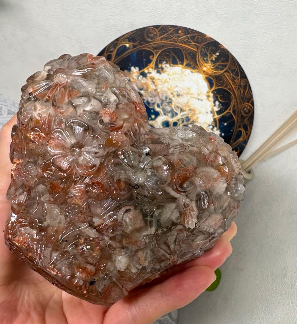 ひまわり様☆ 専用ページ オルゴナイト お花模様のハートの入れ物