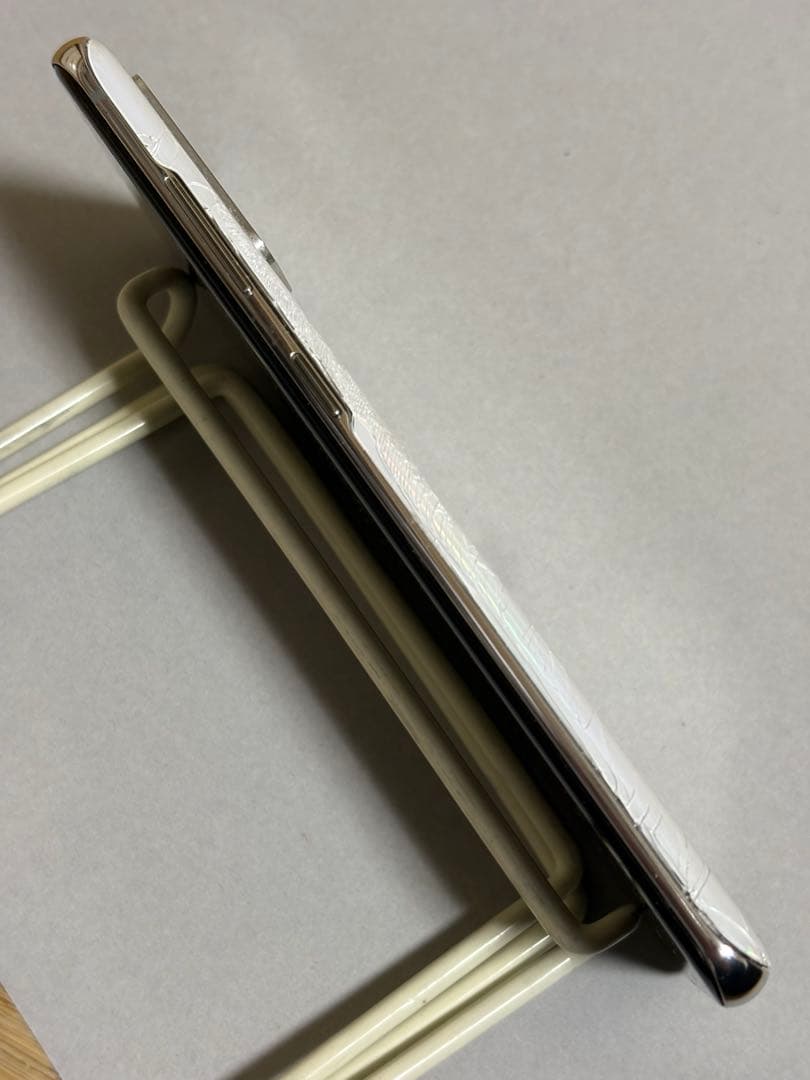 docomo Galaxy S20 クラウドホワイト 損傷有