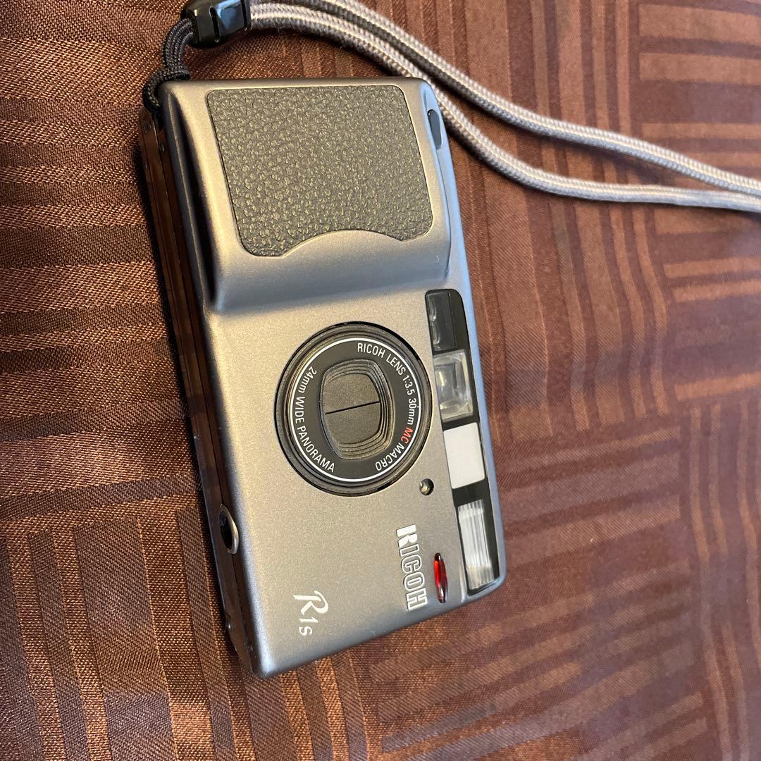 RICOH R1s コンパクトフィルムカメラ　LILLYさん専用