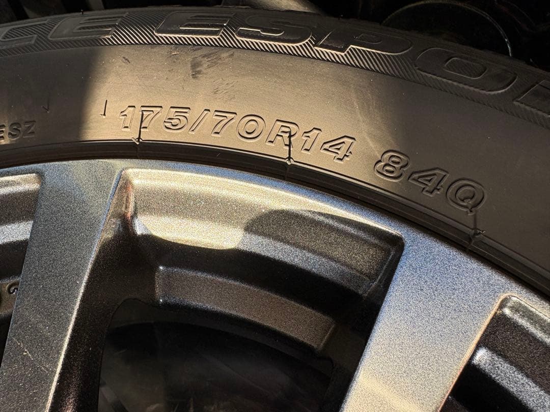 14インチ スタッドレス・ホイール4本セット アクア ヤリス　ヴィッツ　フィット